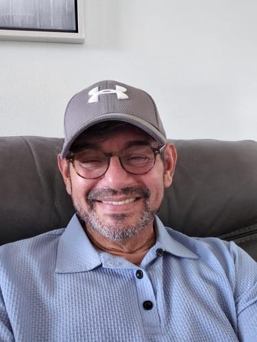 Customer photo review of Capri - Men's Ultra Comfortable Polo Shirt